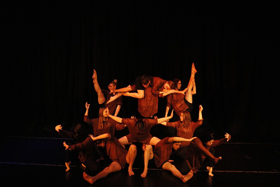 Students performing in Mythos